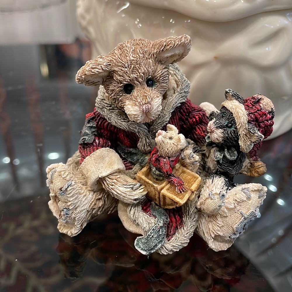 Cookie The Santa Cat